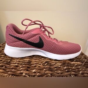 Nike Women's Tanjun Sneakers - size 8.5